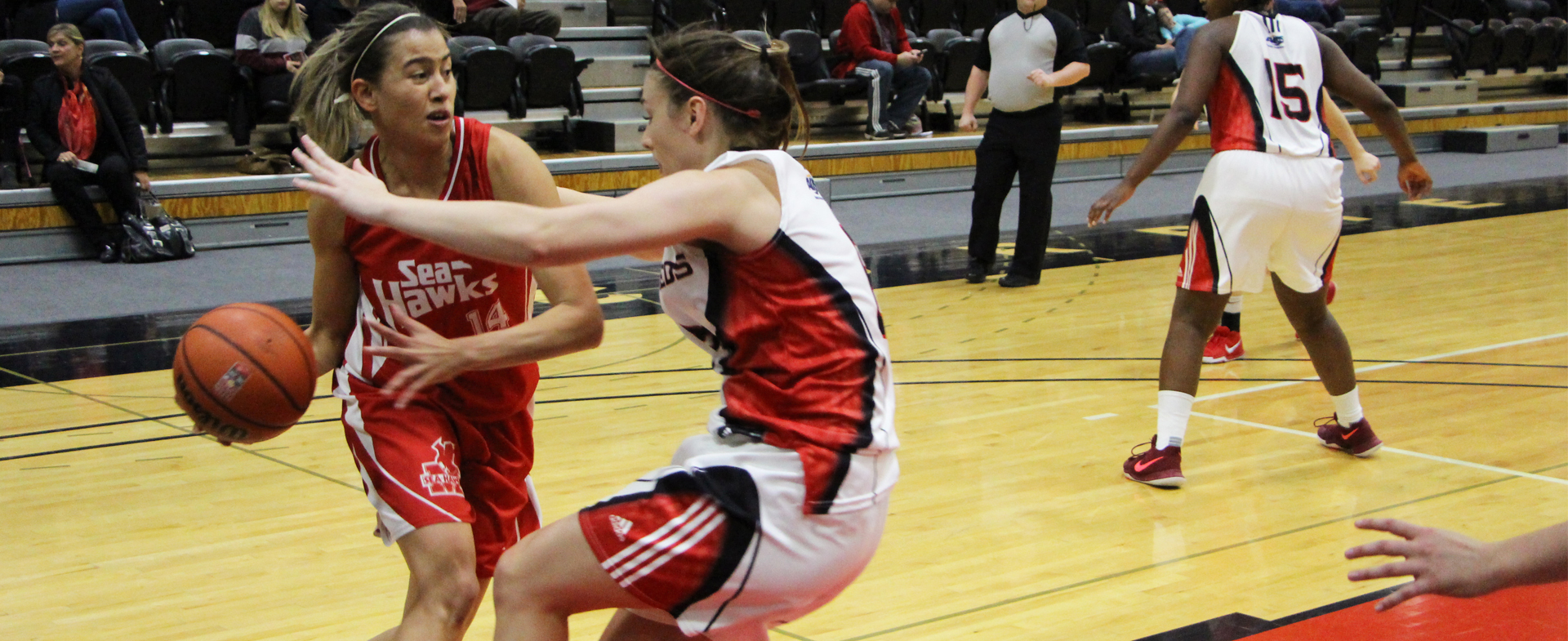 Sea-Hawks Move into 2nd Place in AUS